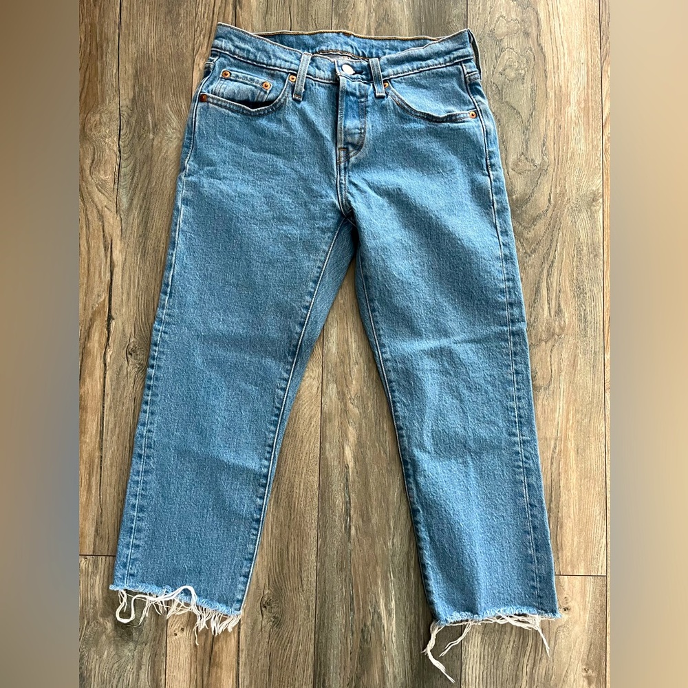 Levi 501T tapered cropped jeans - Picture 2 of 9